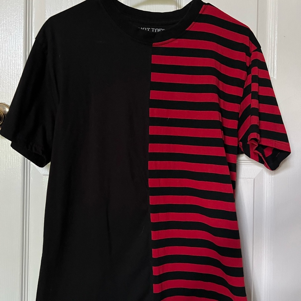 Hot Topic split shirt